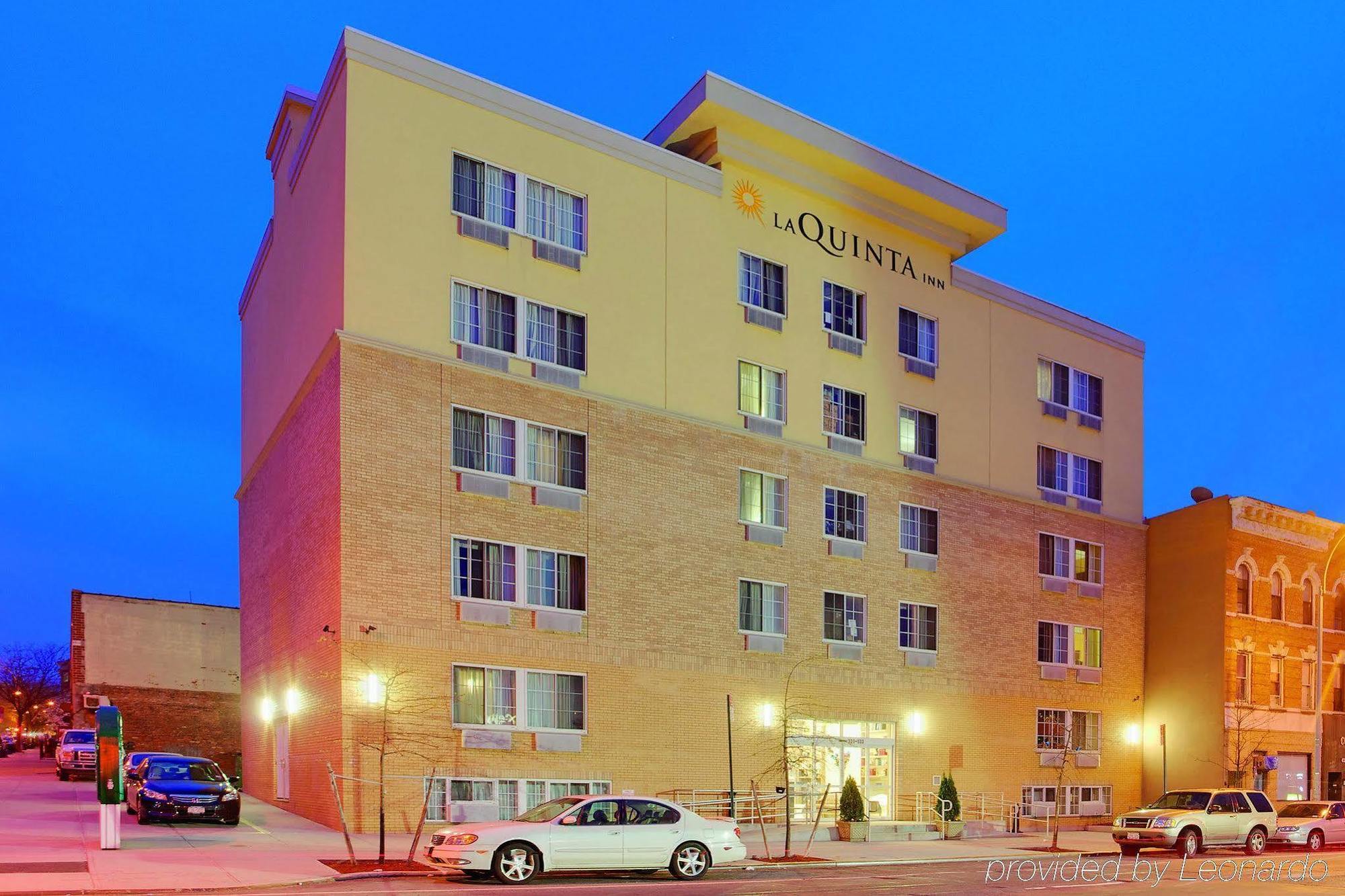 La Quinta By Wyndham Brooklyn Downtown Hotel New York Exterior photo