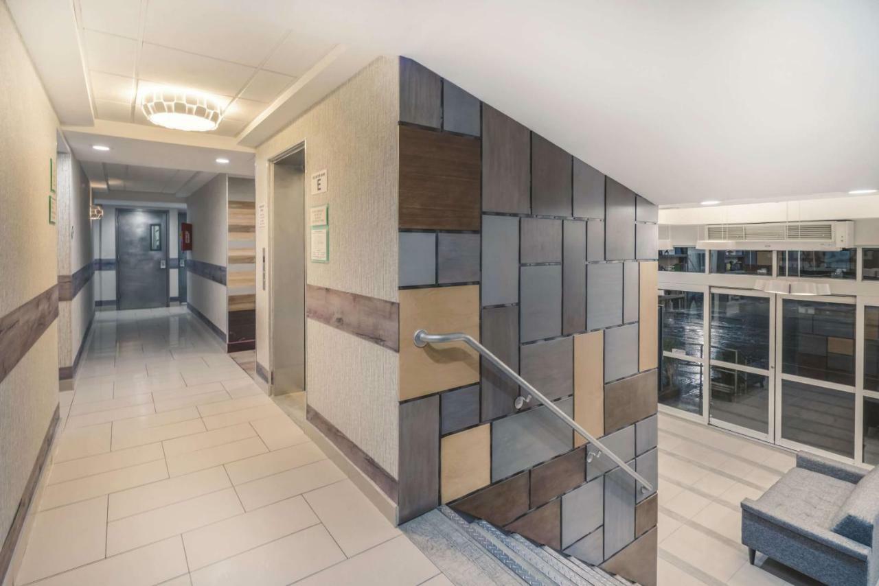 La Quinta By Wyndham Brooklyn Downtown Hotel New York Exterior photo